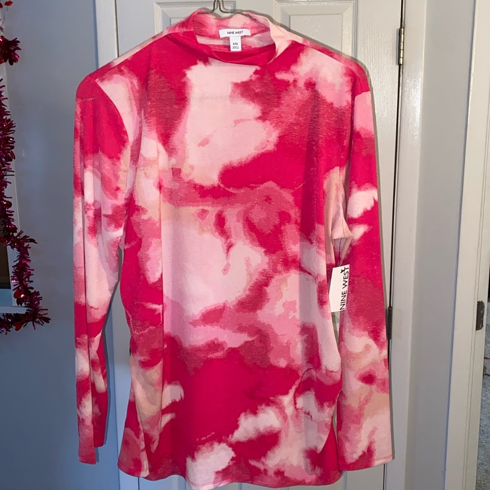 ‼️NWT Pink Tie-Die Nine West Top
